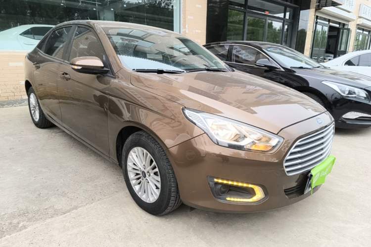 Used Ford Escort 2017 Revised Version 1.5L Automatic Comfort Edition Front Right 45 Deg