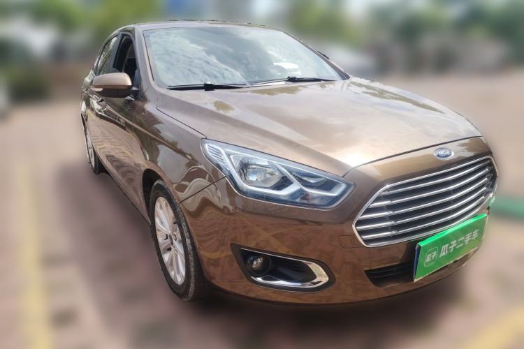 Used Ford Escort 2017 Happiness Edition 1.5L Automatic Fashion Version Front Right 45 Deg