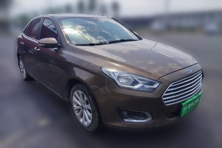 Used Ford Escort 2017 Happiness Edition 1.5L Automatic Fashion Version Front Right 45 Deg