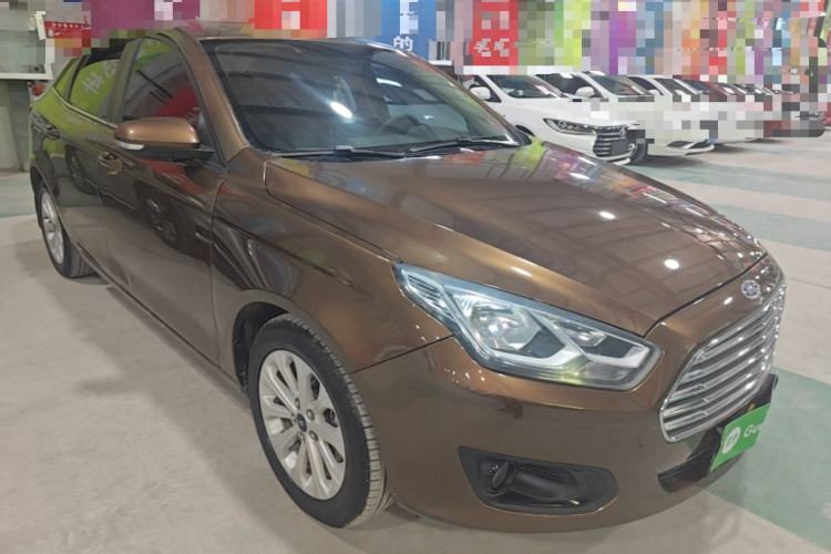 Used Ford Escort 2017 Happiness Edition 1.5L Automatic Fashion Version Front Right 45 Deg