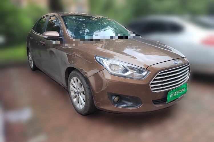 Used Ford Escort 2017 Happiness Edition 1.5L Automatic Fashion Version Front Right 45 Deg