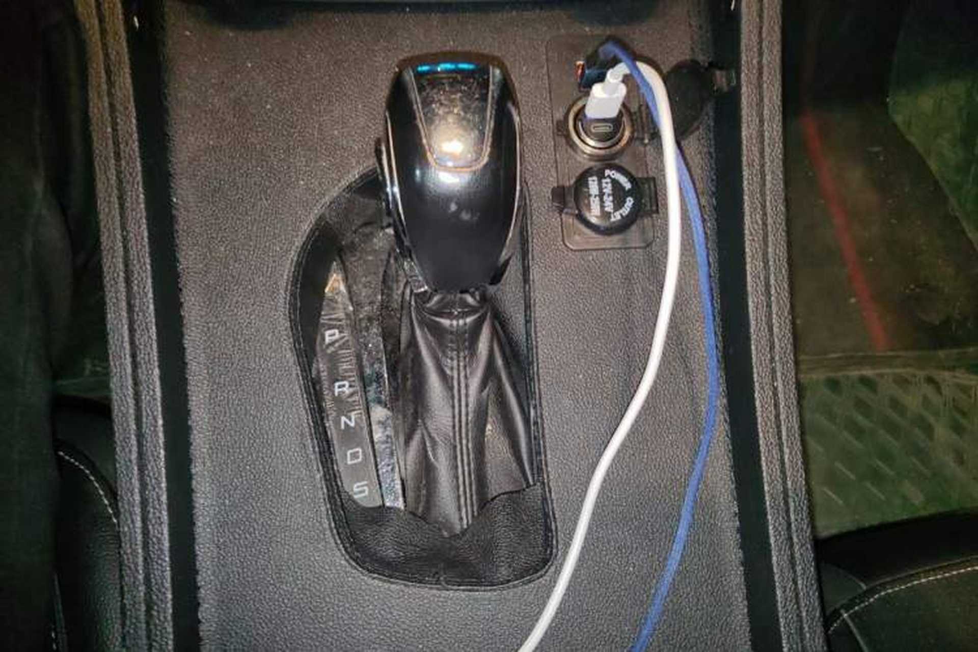 Used Ford Escort 2017 Happiness Edition 1.5L Automatic Fashion Version Gear Lever