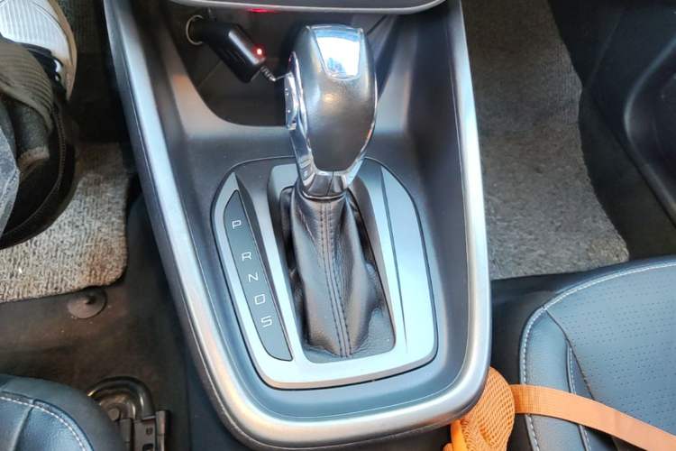 Used Ford Escort 2017 Happiness Edition 1.5L Automatic Fashion Version Gear Lever
