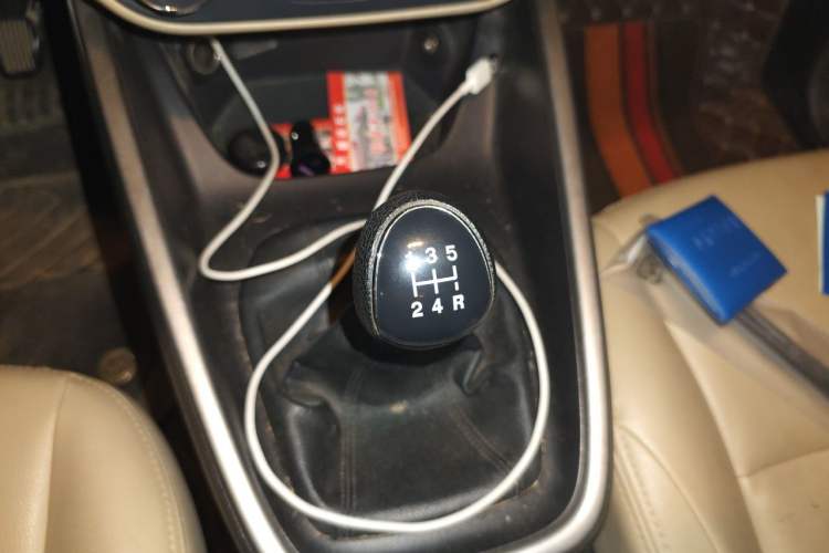 Used Ford Escort 2017 1.5L Manual Comfort Model Gear Lever