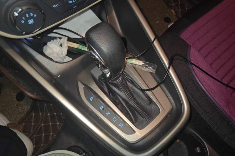 Used Ford Escort 2017 1.5L Automatic Comfort Model Gear Lever