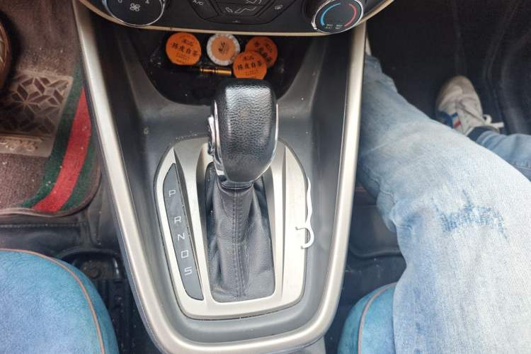 Used Ford Escort 2017 1.5L Automatic Comfort Model Gear Lever