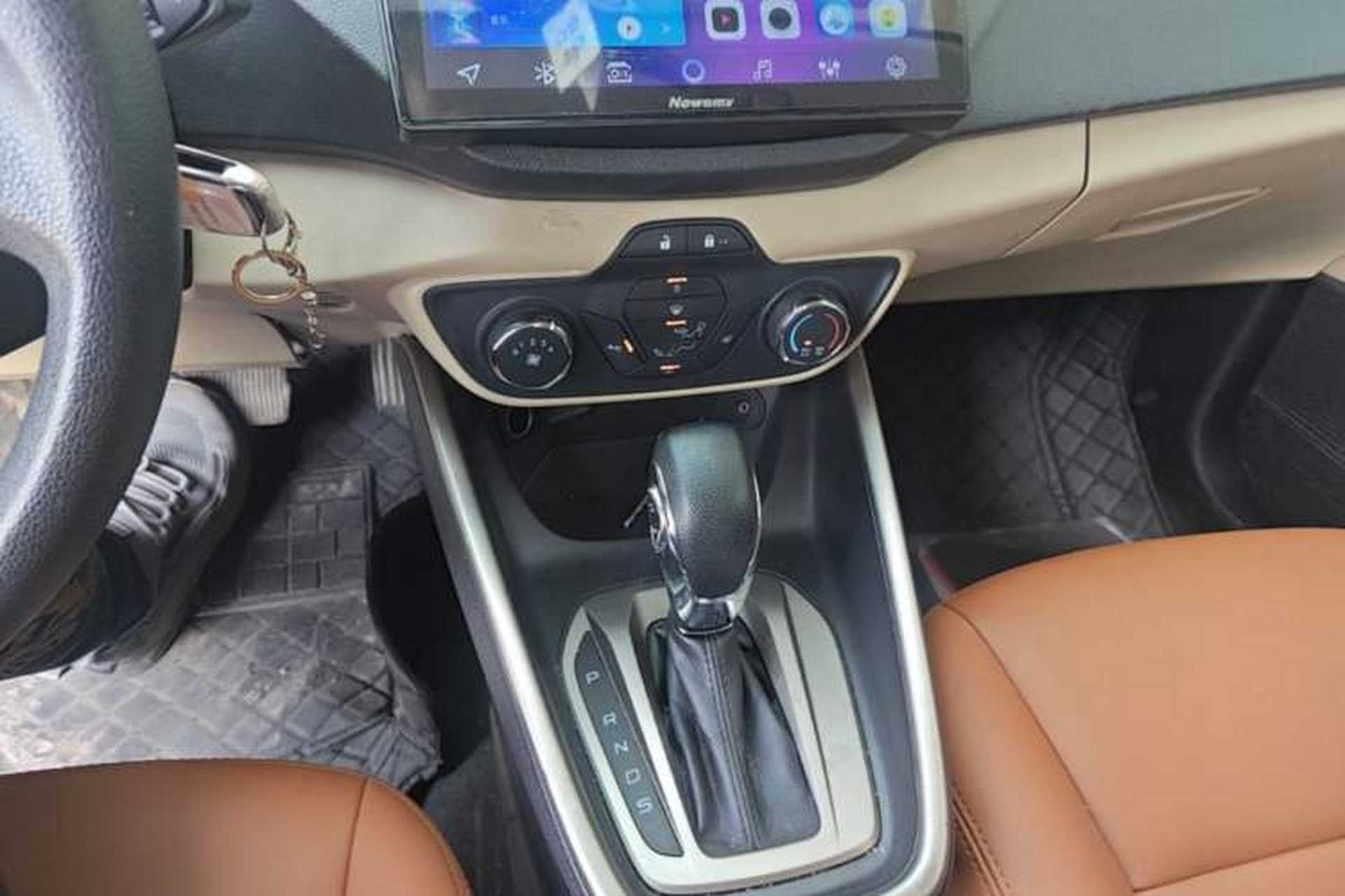 Used Ford Escort 2017 1.5L Automatic Comfort Model Gear Lever