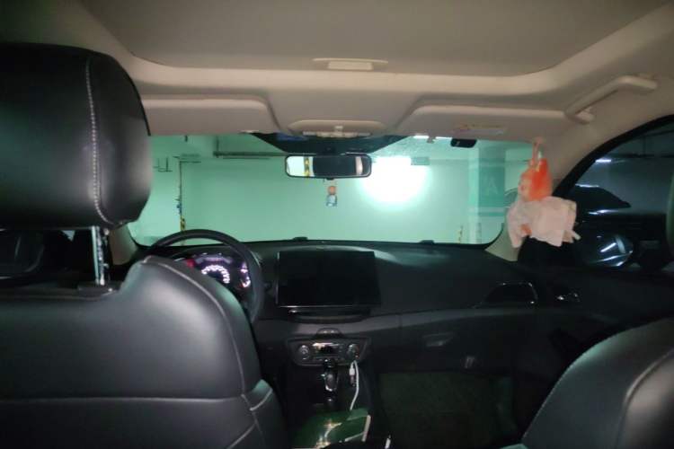 Used Ford Escort 2017 Happiness Edition 1.5L Automatic Fashion Version Headliner