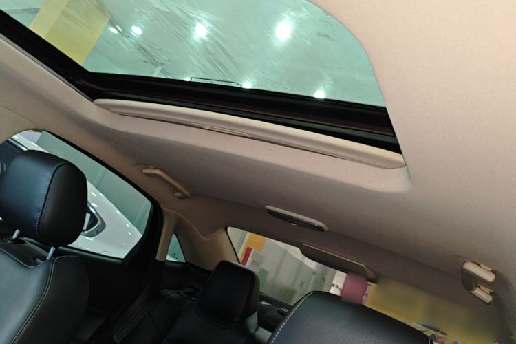 Used Ford Escort 2017 Happiness Edition 1.5L Automatic Fashion Version Headliner