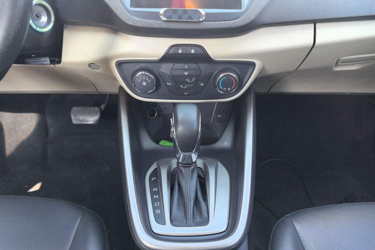 Used Ford Escort 2017 Revised Version 1.5L Automatic Comfort Edition Interior 1