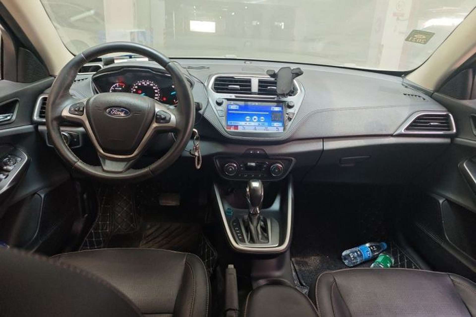 Used Ford Escort 2017 Happiness Edition 1.5L Automatic Fashion Version Interior 2
