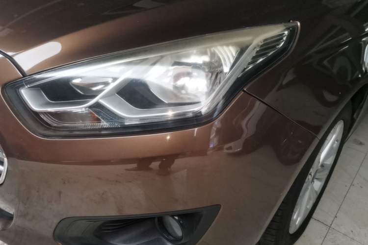 Used Ford Escort 2017 Happiness Edition 1.5L Automatic Fashion Version Left Front Headlight