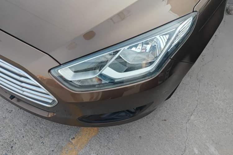 Used Ford Escort 2017 1.5L Automatic Comfort Model Left Front Headlight