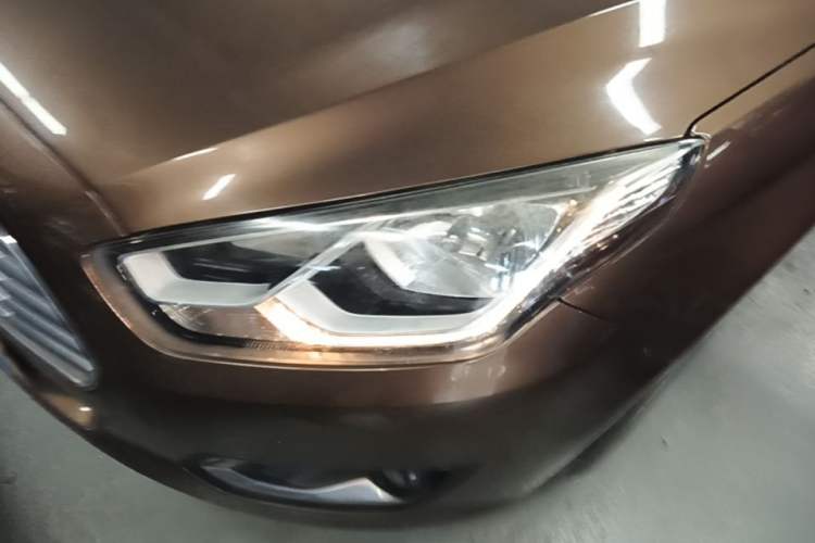 Used Ford Escort 2017 Happy Edition 1.5L Manual Fashion Model Left Front Headlight