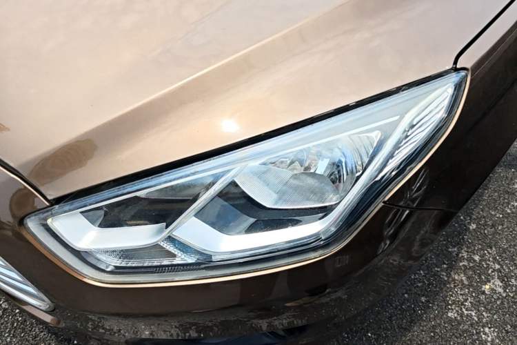 Used Ford Escort 2017 1.5L Automatic Comfort Model Left Front Headlight
