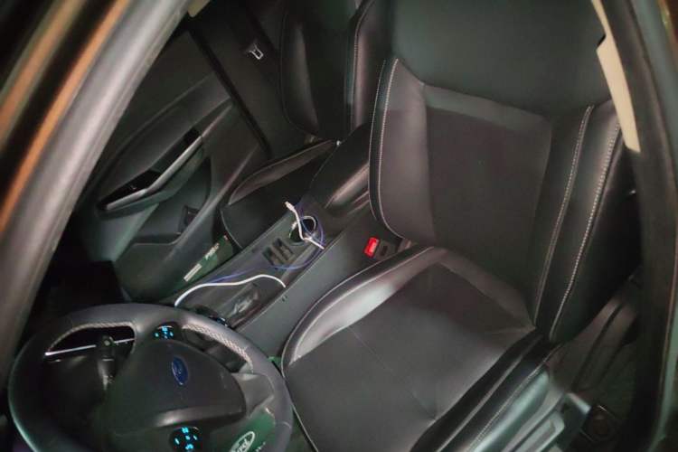 Used Ford Escort 2017 Happiness Edition 1.5L Automatic Fashion Version Left Front Seat