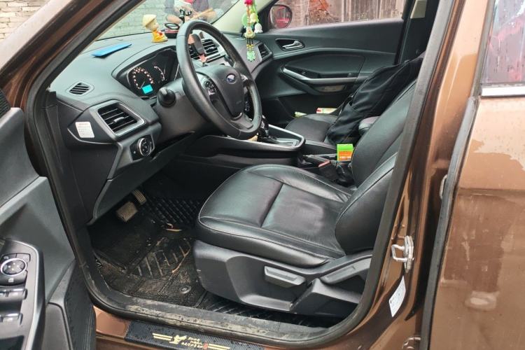 Used Ford Escort 2017 Happiness Edition 1.5L Automatic Fashion Version Left Front Seat