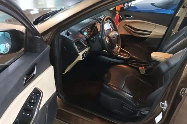 Used Ford Escort 2017 Revised Version 1.5L Automatic Comfort Edition Left Front Seat
