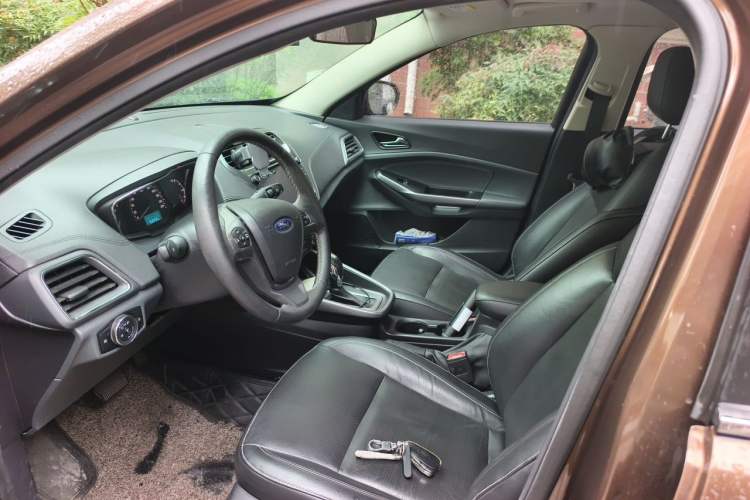 Used Ford Escort 2017 Happiness Edition 1.5L Automatic Fashion Version Left Front Seat