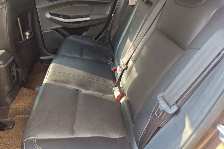 Used Ford Escort 2017 Happiness Edition 1.5L Automatic Fashion Version Left Rear Seat