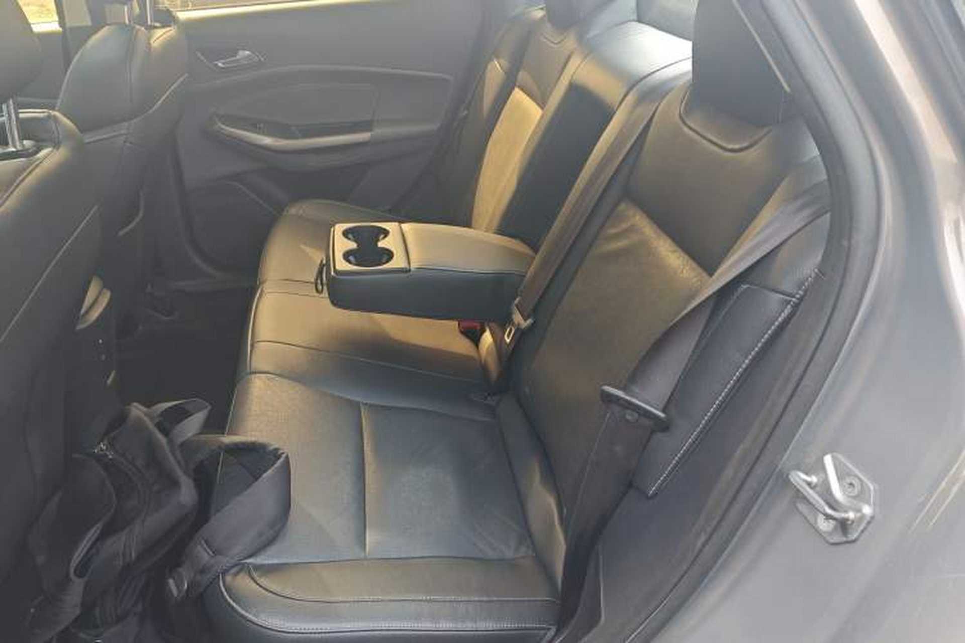 Used Ford Escort 2017 Happiness Edition 1.5L Automatic Fashion Version Left Rear Seat
