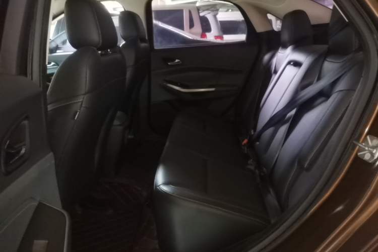 Used Ford Escort 2017 Happiness Edition 1.5L Automatic Fashion Version Left Rear Seat