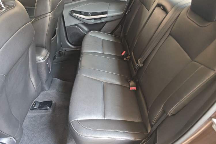 Used Ford Escort 2017 Happiness Edition 1.5L Automatic Fashion Version Left Rear Seat