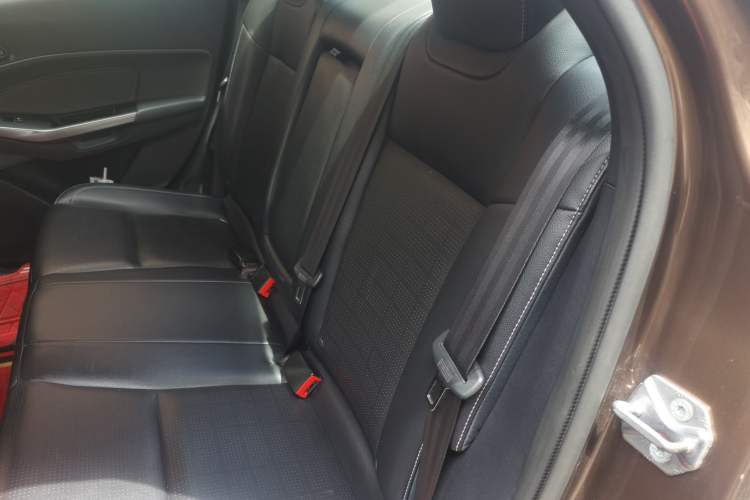 Used Ford Escort 2017 Happiness Edition 1.5L Automatic Fashion Version Left Rear Seat