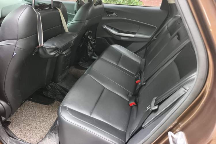 Used Ford Escort 2017 Happiness Edition 1.5L Automatic Fashion Version Left Rear Seat