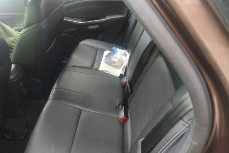 Used Ford Escort 2017 Happiness Edition 1.5L Automatic Fashion Version Left Rear Seat
