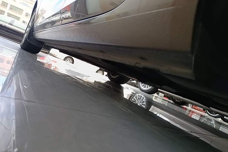 Used Ford Escort 2017 Happiness Edition 1.5L Automatic Fashion Version Left Side Sill