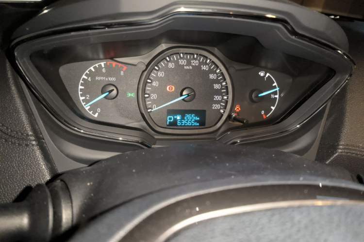 Used Ford Escort 2017 Happiness Edition 1.5L Automatic Fashion Version Odometer Close Up