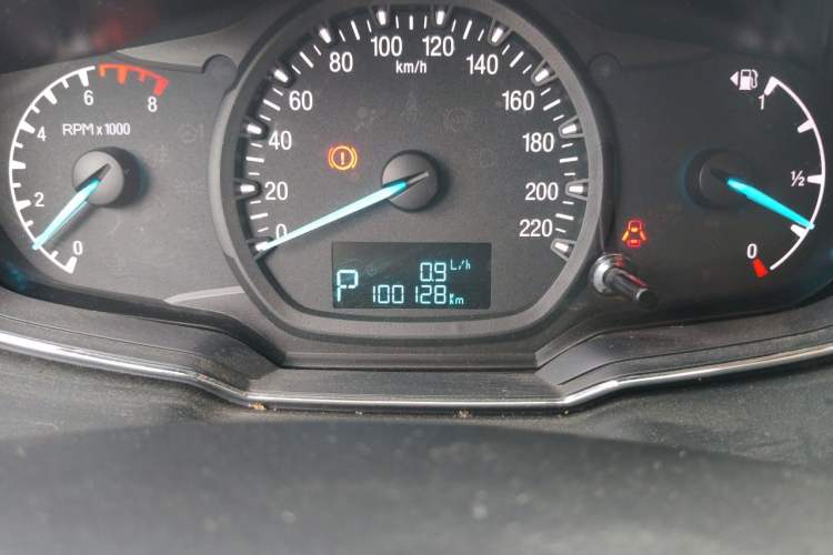 Used Ford Escort 2017 Happiness Edition 1.5L Automatic Fashion Version Odometer Close Up