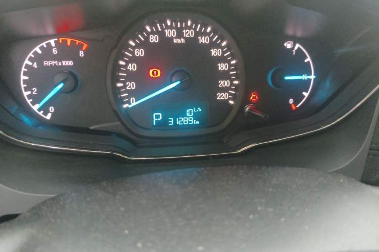 Used Ford Escort 2017 Happiness Edition 1.5L Automatic Fashion Version Odometer Close Up