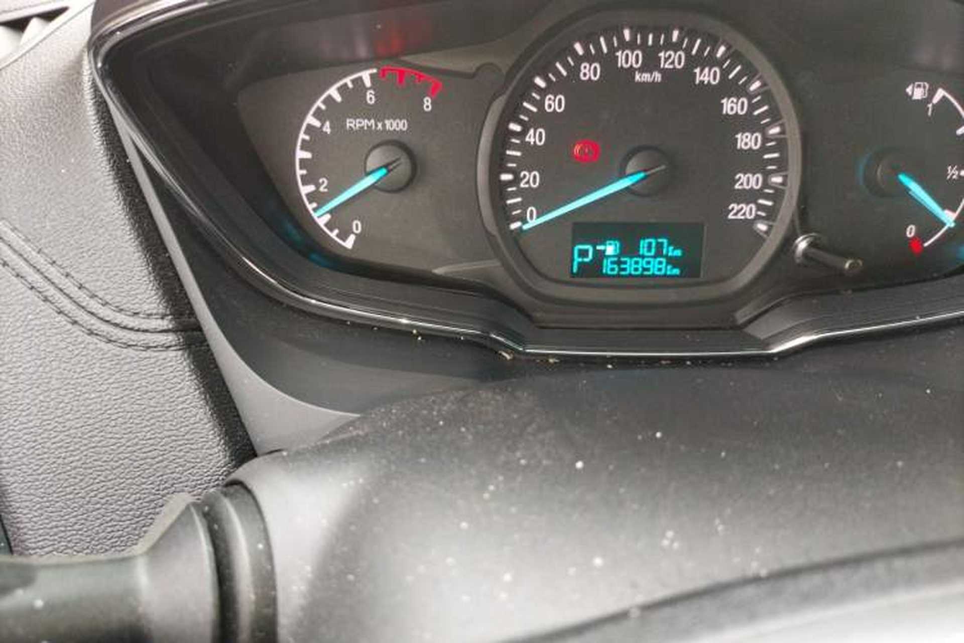 Used Ford Escort 2017 Happiness Edition 1.5L Automatic Fashion Version Odometer Close Up