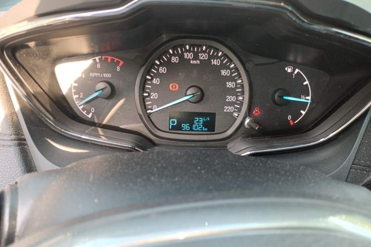 Used Ford Escort 2017 Happiness Edition 1.5L Automatic Fashion Version Odometer Close Up