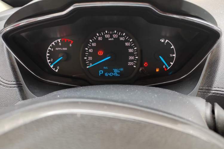 Used Ford Escort 2017 Happiness Edition 1.5L Automatic Fashion Version Odometer Close Up