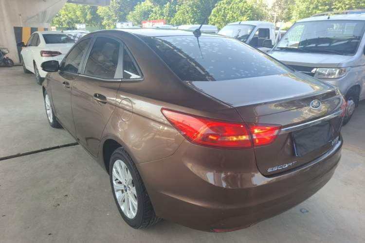 Used Ford Escort 2017 Happy Edition 1.5L Manual Fashion Model Rear Left 45 Deg