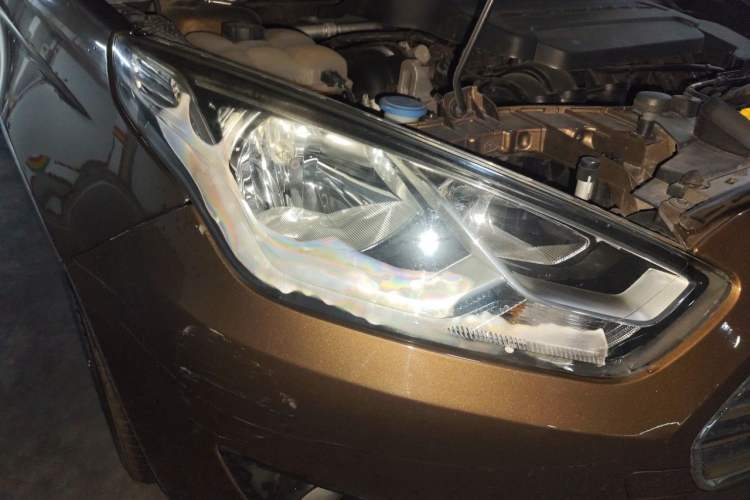 Used Ford Escort 2017 Happy Edition 1.5L Manual Fashion Model Right Front Headlight