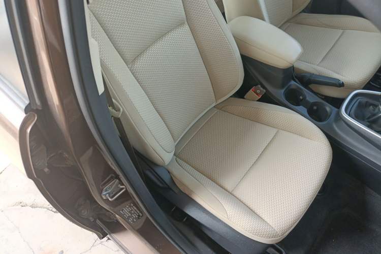 Used Ford Escort 2017 Revised Version 1.5L Manual Comfort Edition Right Front Seat