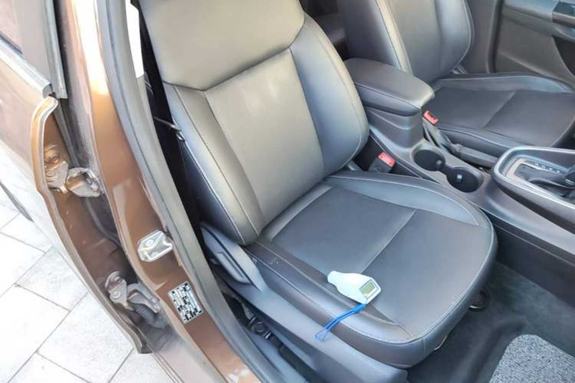 Used Ford Escort 2017 Happiness Edition 1.5L Automatic Fashion Version Right Front Seat
