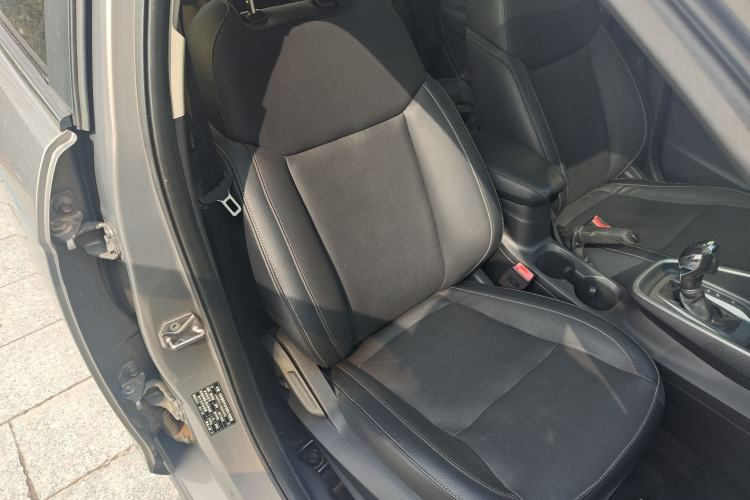 Used Ford Escort 2017 Happiness Edition 1.5L Automatic Fashion Version Right Front Seat
