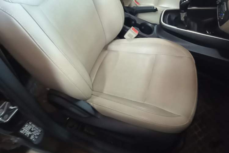 Used Ford Escort 2017 Happy Edition 1.5L Manual Fashion Model Right Front Seat