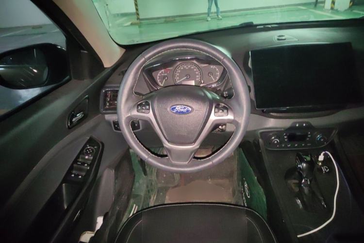 Used Ford Escort 2017 Happiness Edition 1.5L Automatic Fashion Version Steering Wheel