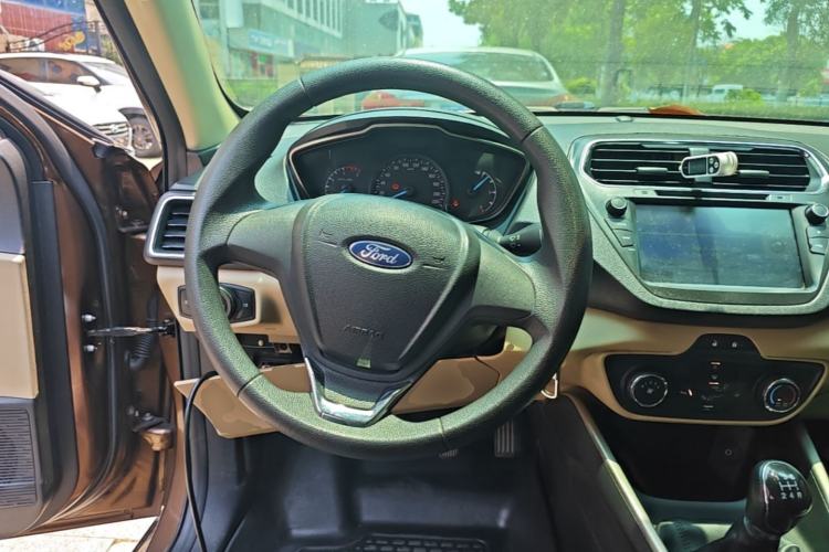 Used Ford Escort 2017 1.5L Manual Comfort Model Steering Wheel