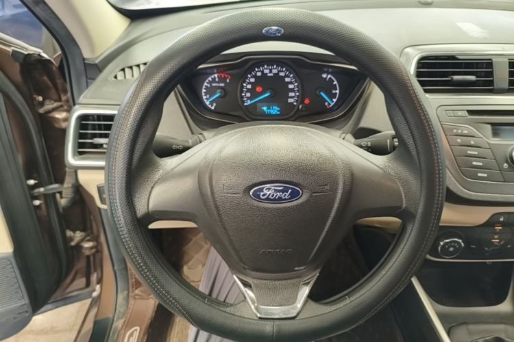 Used Ford Escort 2017 Revised Version 1.5L Manual Comfort Edition Steering Wheel