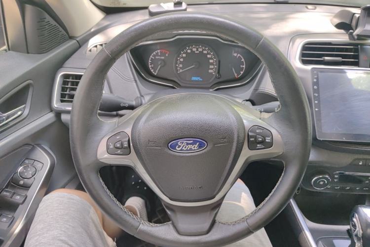 Used Ford Escort 2017 Happiness Edition 1.5L Automatic Fashion Version Steering Wheel