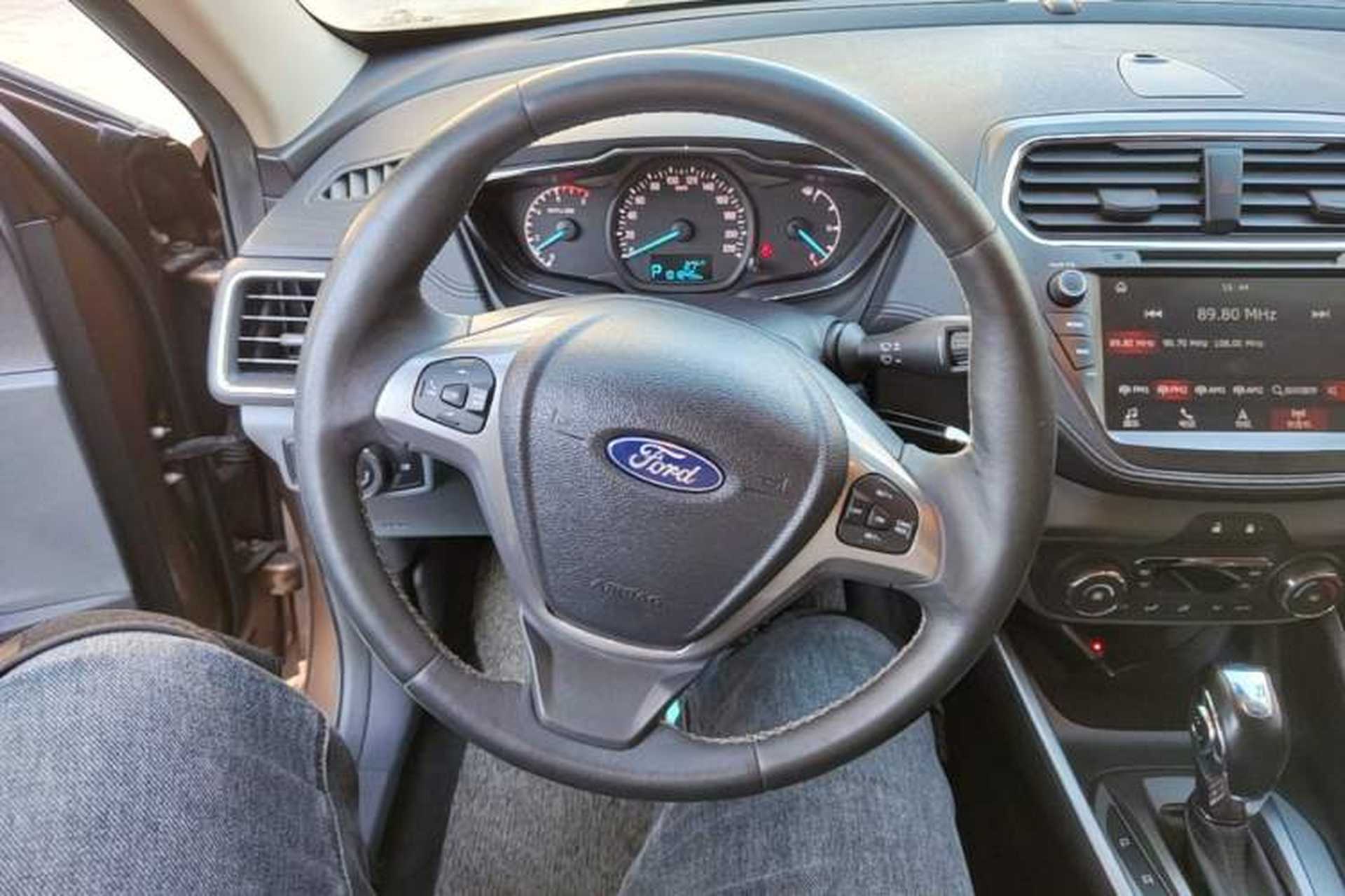 Used Ford Escort 2017 Happiness Edition 1.5L Automatic Fashion Version Steering Wheel