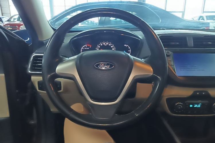 Used Ford Escort 2017 Happy Edition 1.5L Manual Fashion Model Steering Wheel