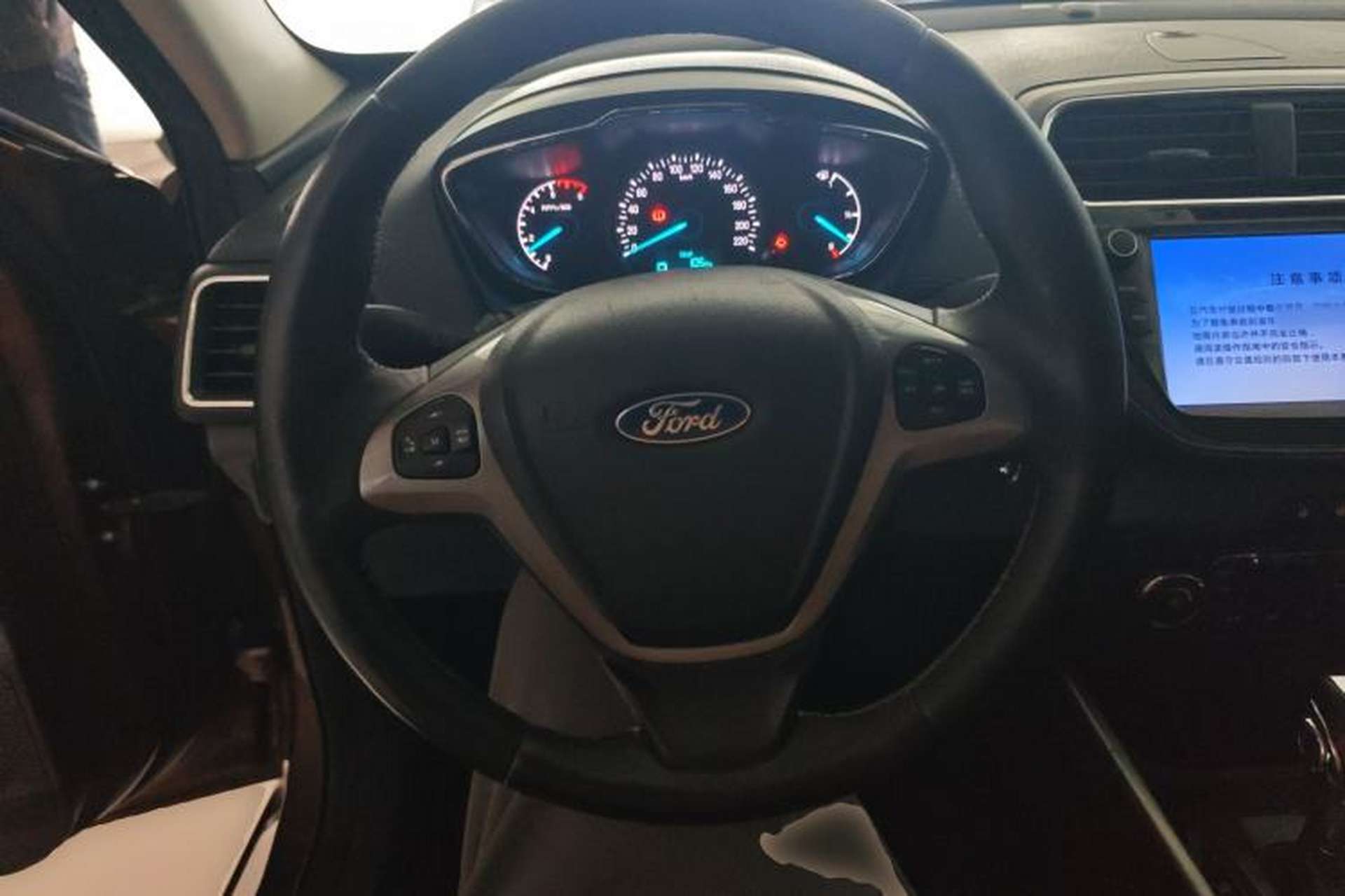 Used Ford Escort 2017 Happiness Edition 1.5L Automatic Fashion Version Steering Wheel